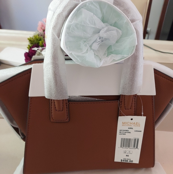 Michael Kors Bag - Picture 2 of 5